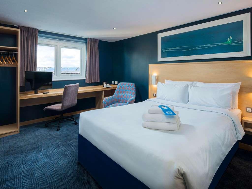 Travelodge Ashford Room photo