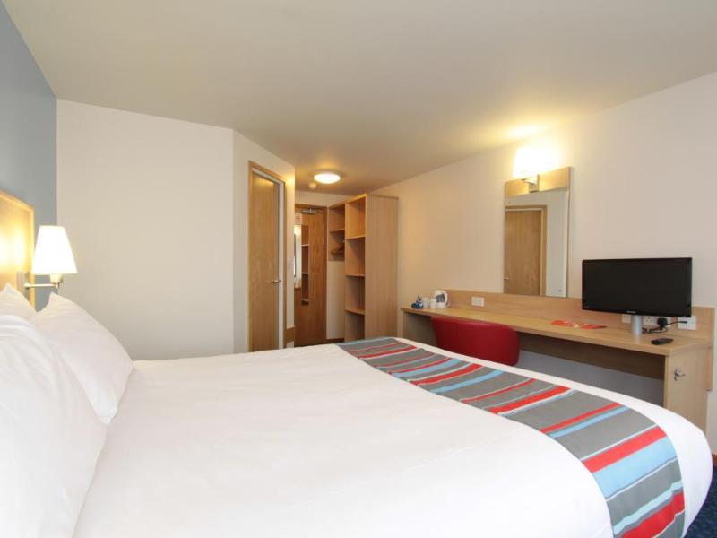 Travelodge Ashford Exterior photo